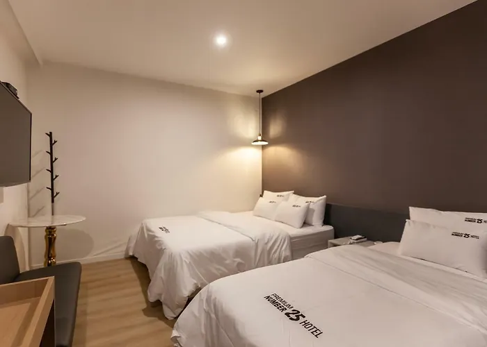 No.25 Seomyeon Station Hotel